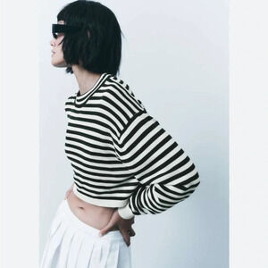 Zara Striped Crop Blue White Knit Size Small